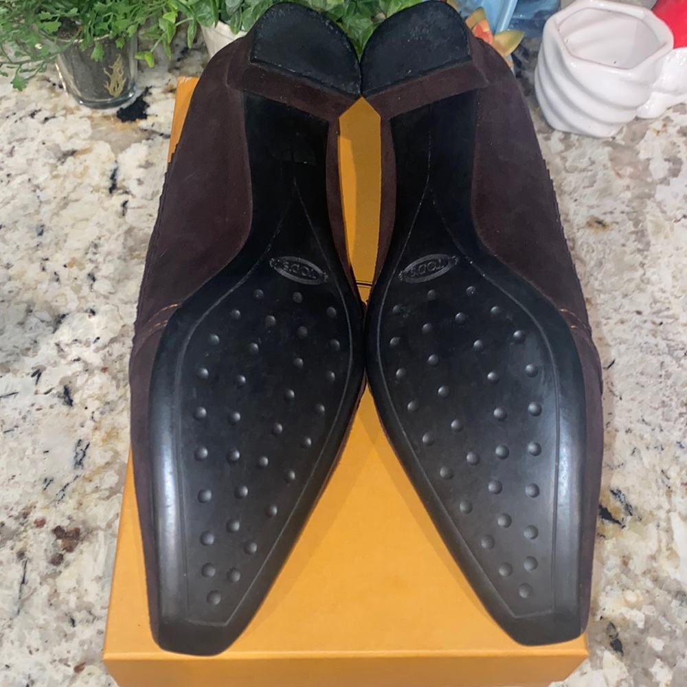 Tod's Woman’s Brown Suede Heel Loafers- 37 - Picture 3 of 7